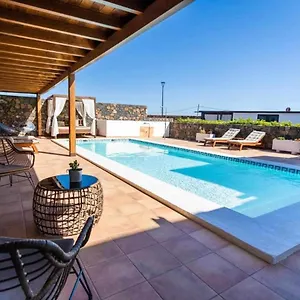 https://apartamentos-el-callao-ii.in-canary-islands.com